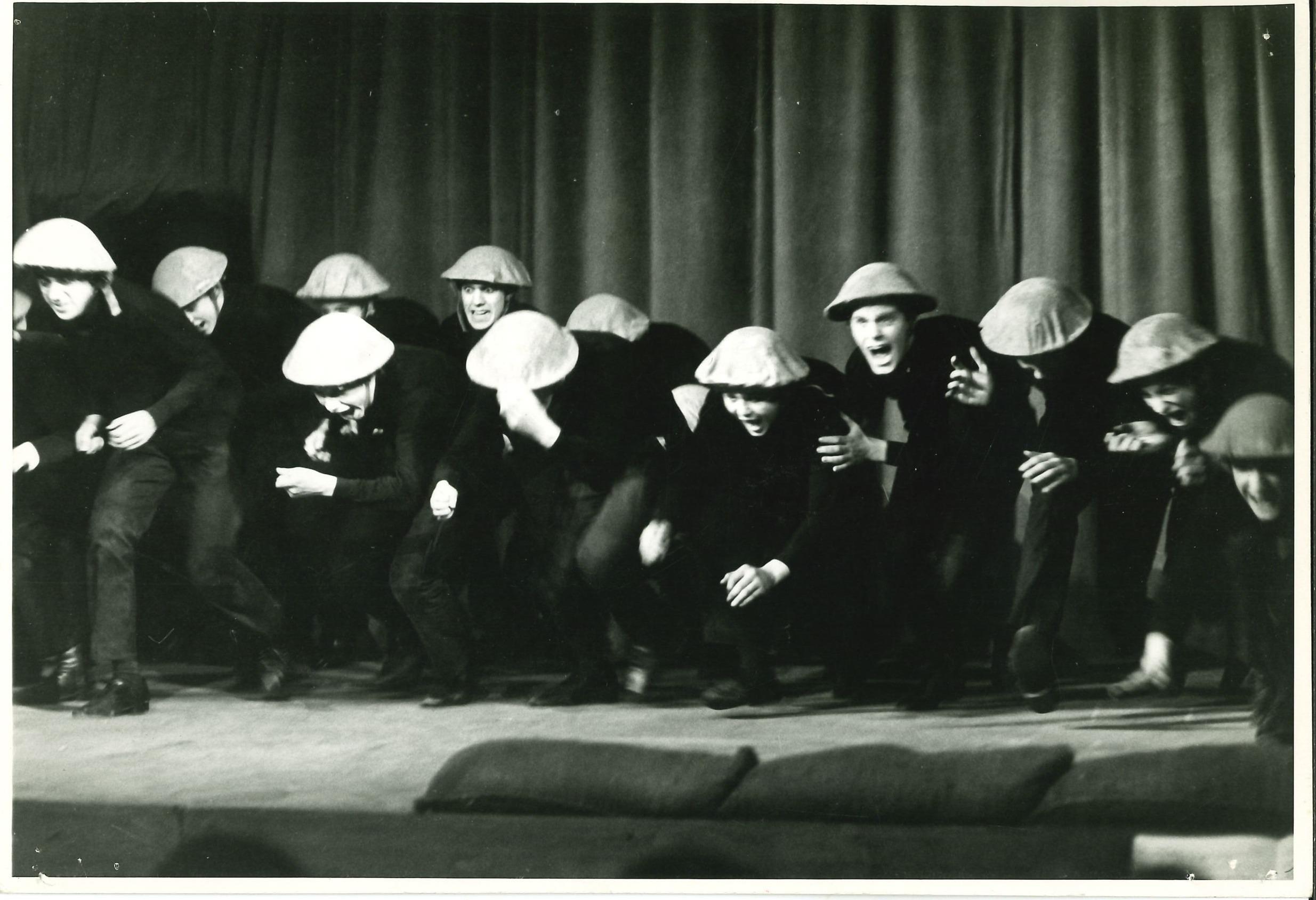 1969 Oh What a Lovely War Logo