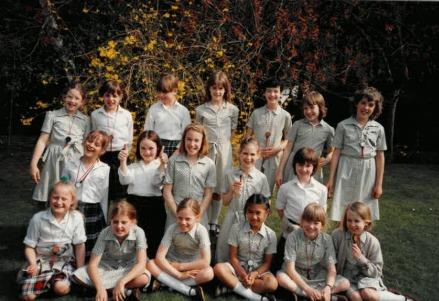 School Magazines Logo