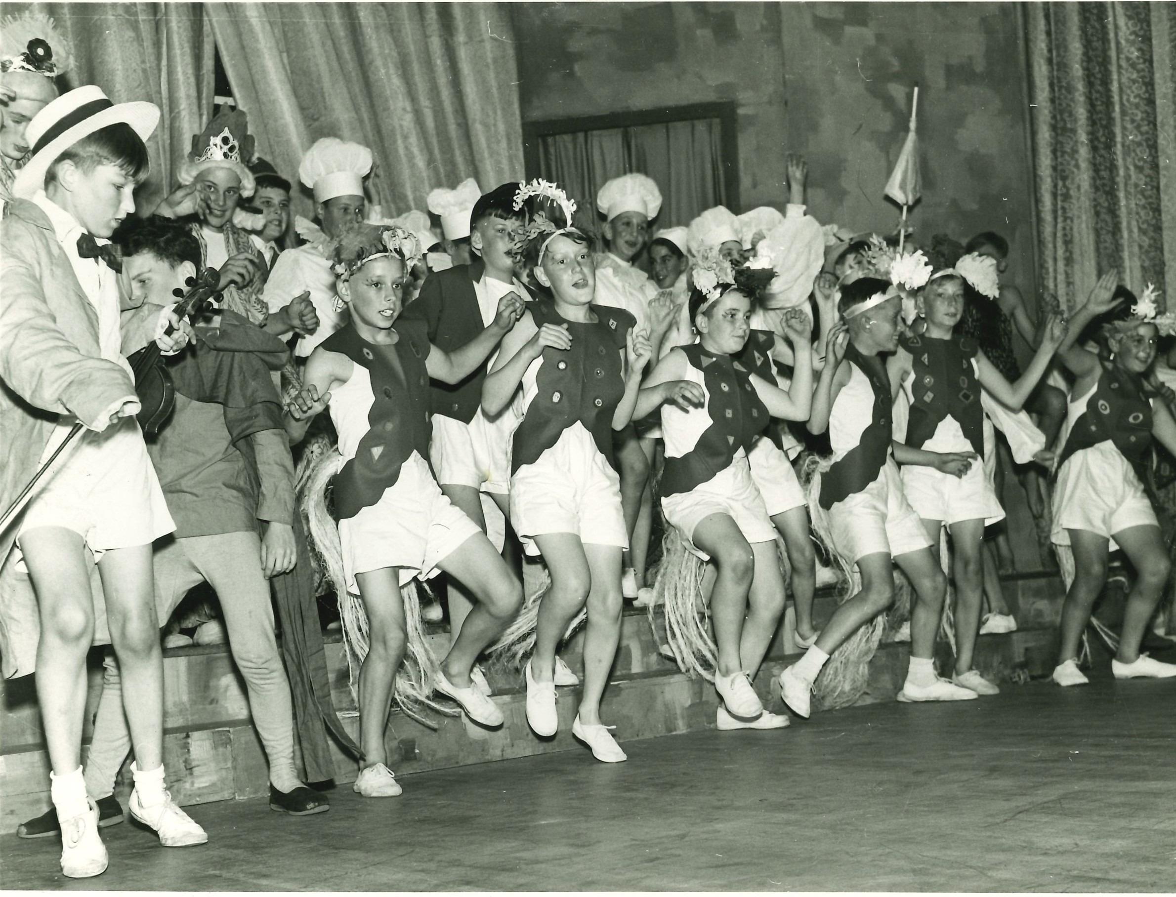 1957 Musical and Dramatic Evening Logo