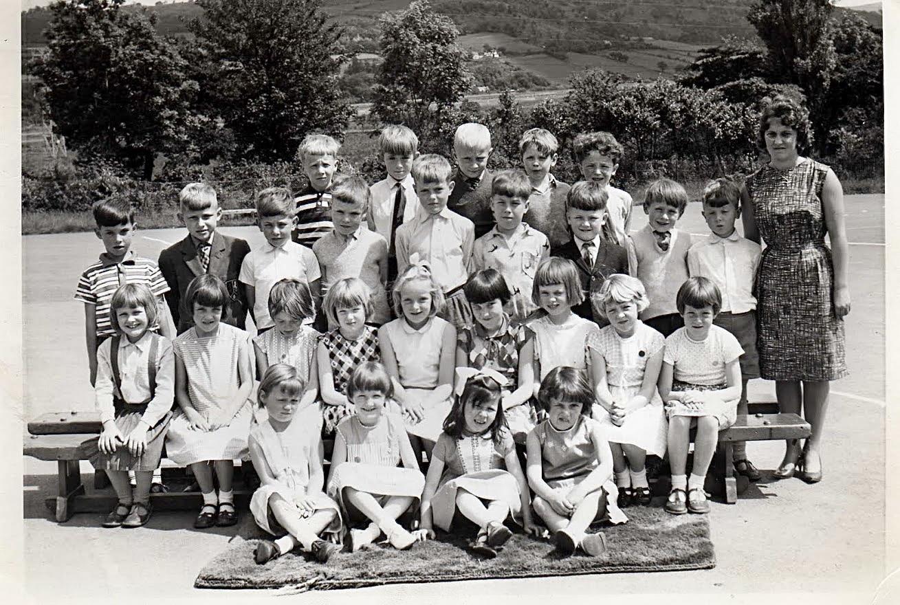 Growing up in Dolgarrog Logo