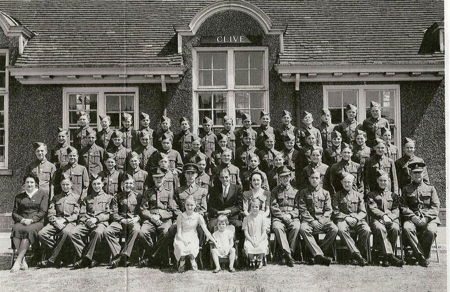 Clive 1940-1959 Logo