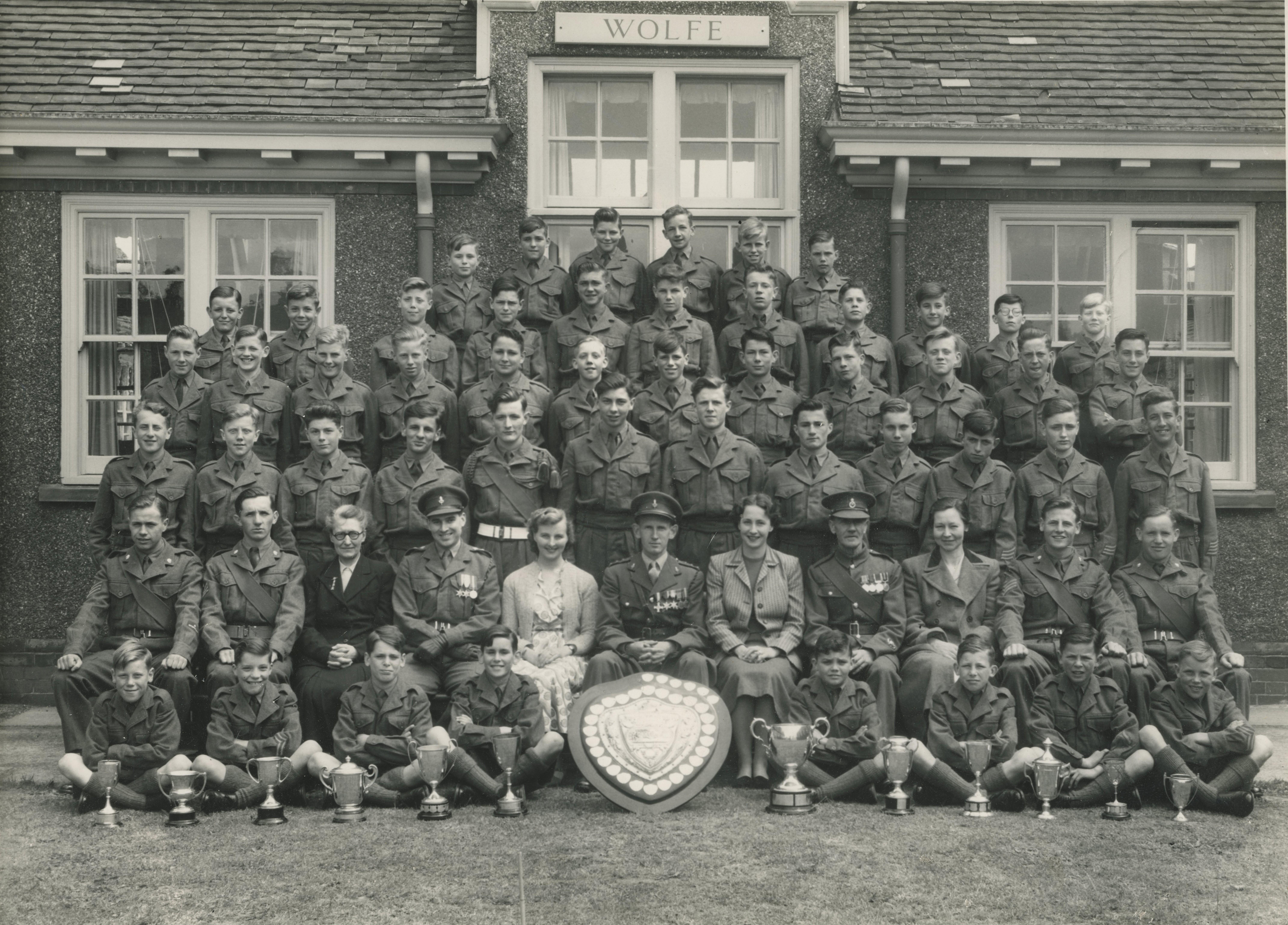 Wolfe 1940-1959 Logo