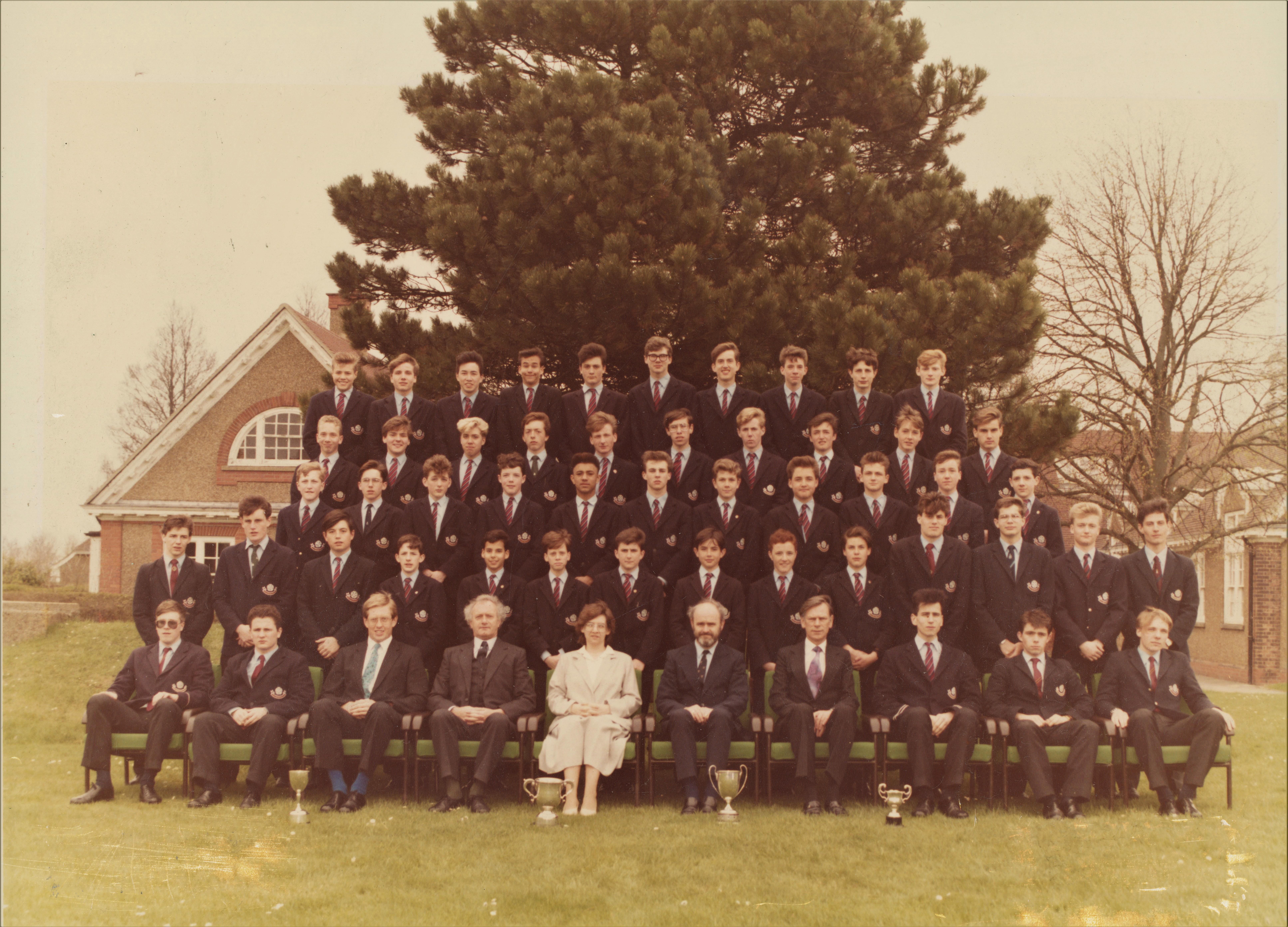 Wolfe 1980-1989 Logo