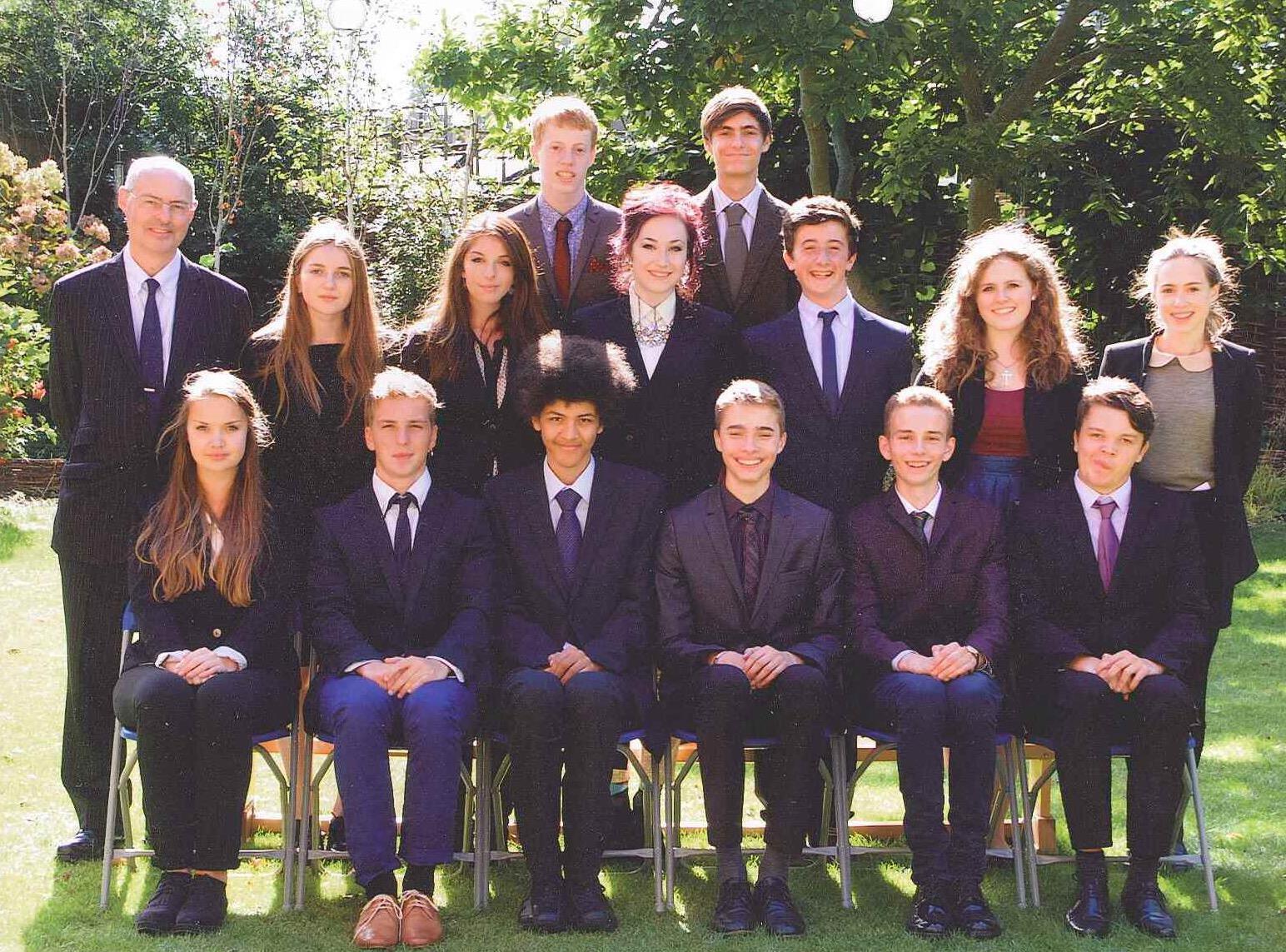 Form Photos 2012_2013 Logo