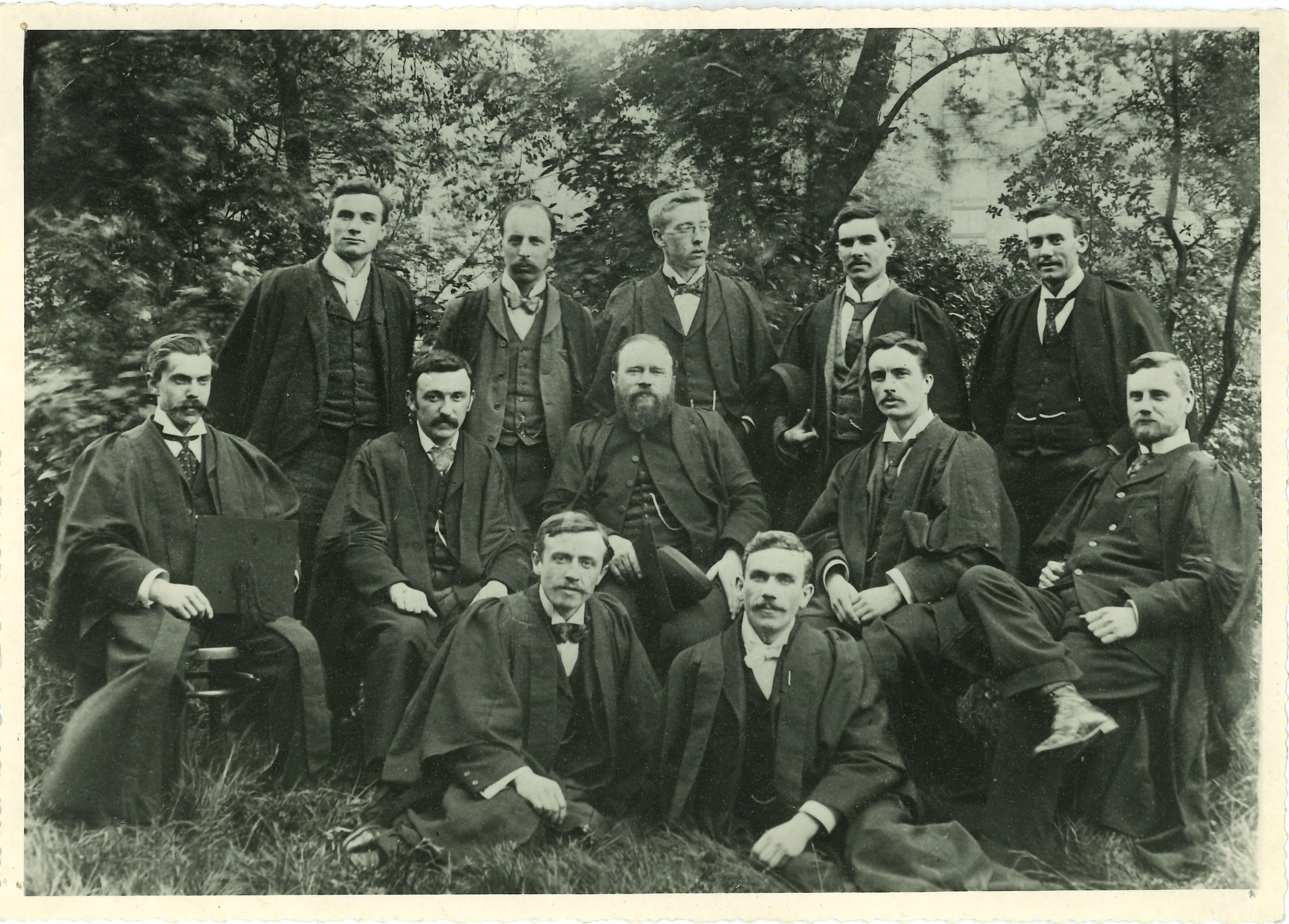 Formal staff photographs Logo