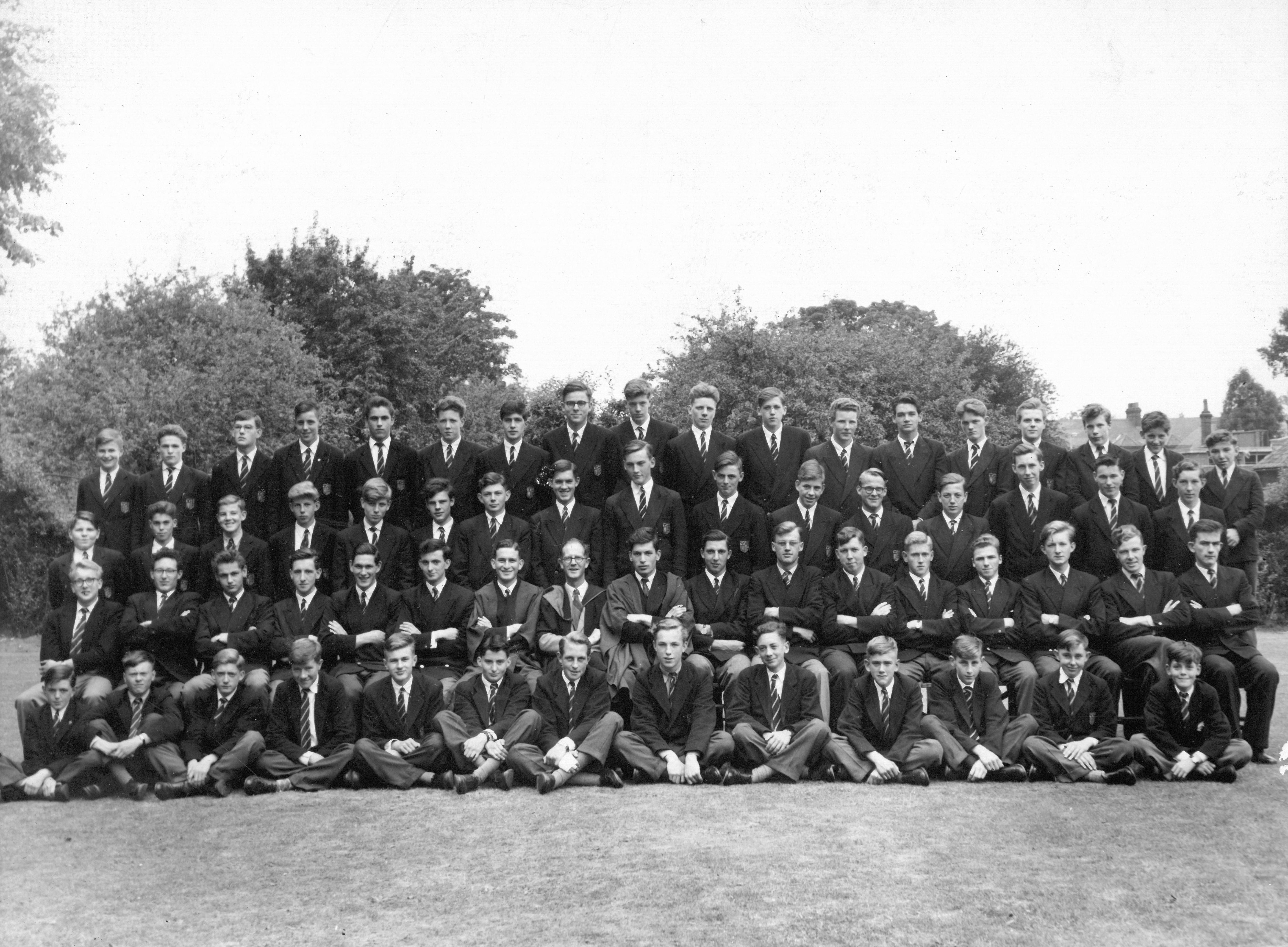 1960s East House Logo