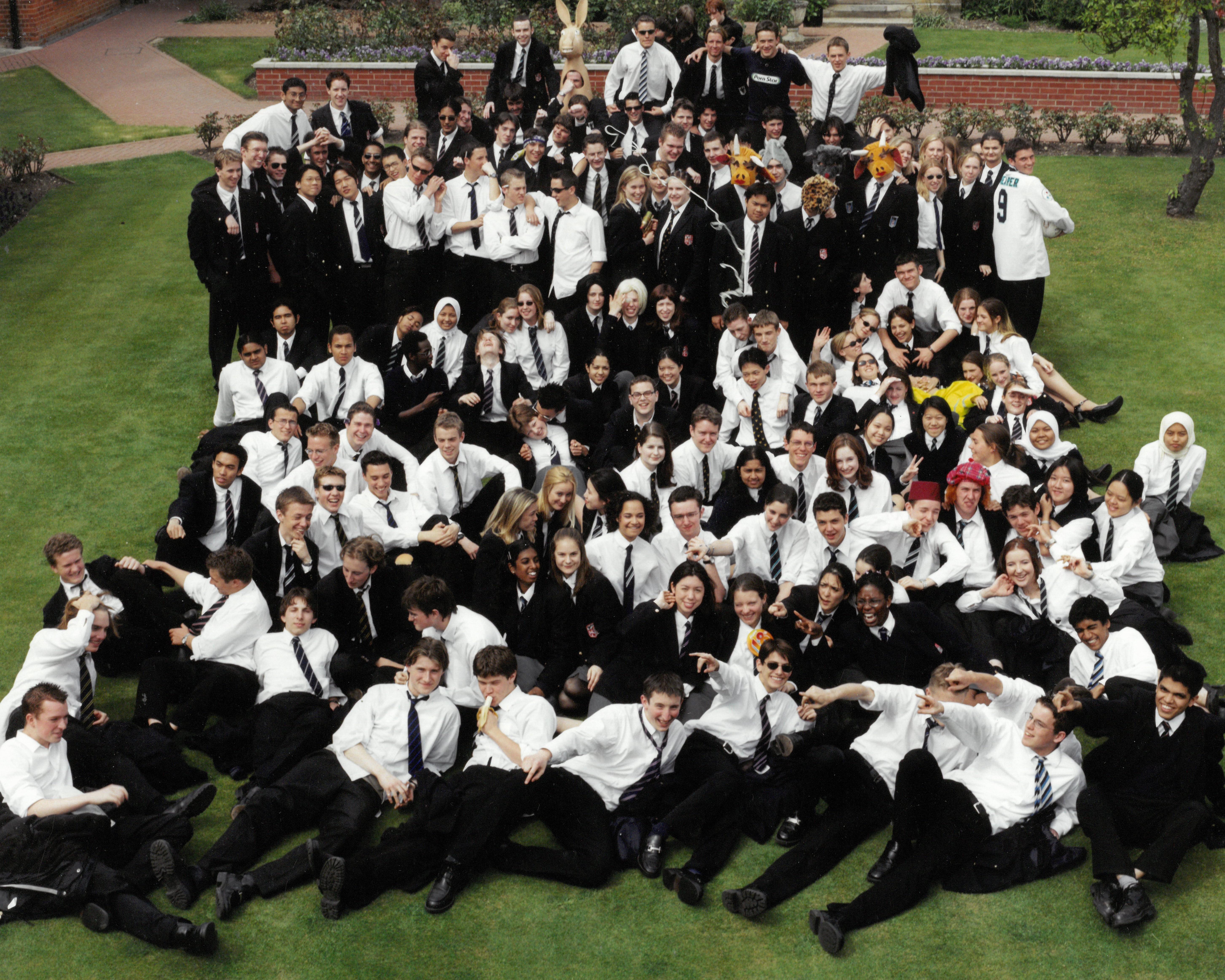 1990s VIth Form Logo