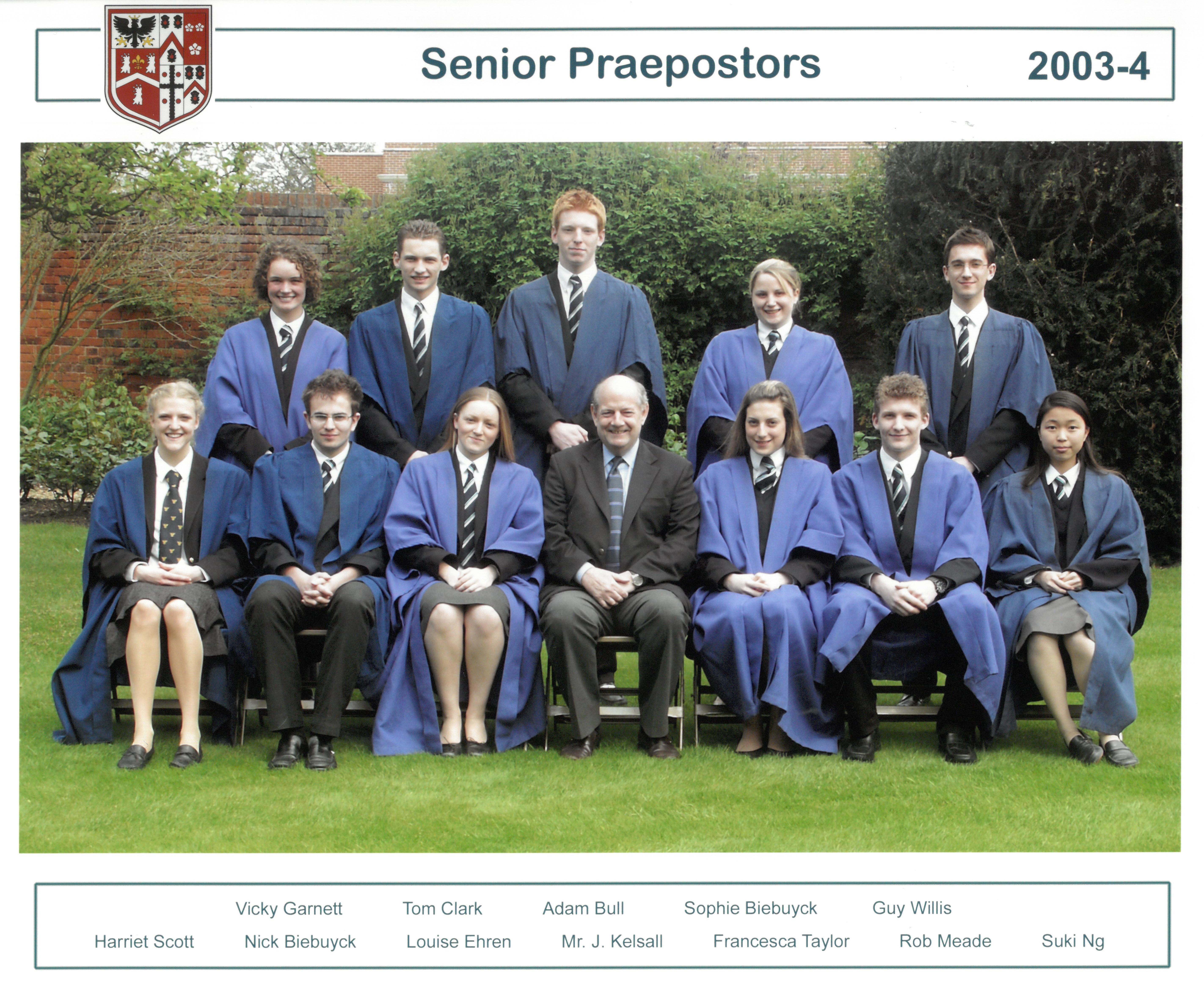 2000s VIth Form Logo