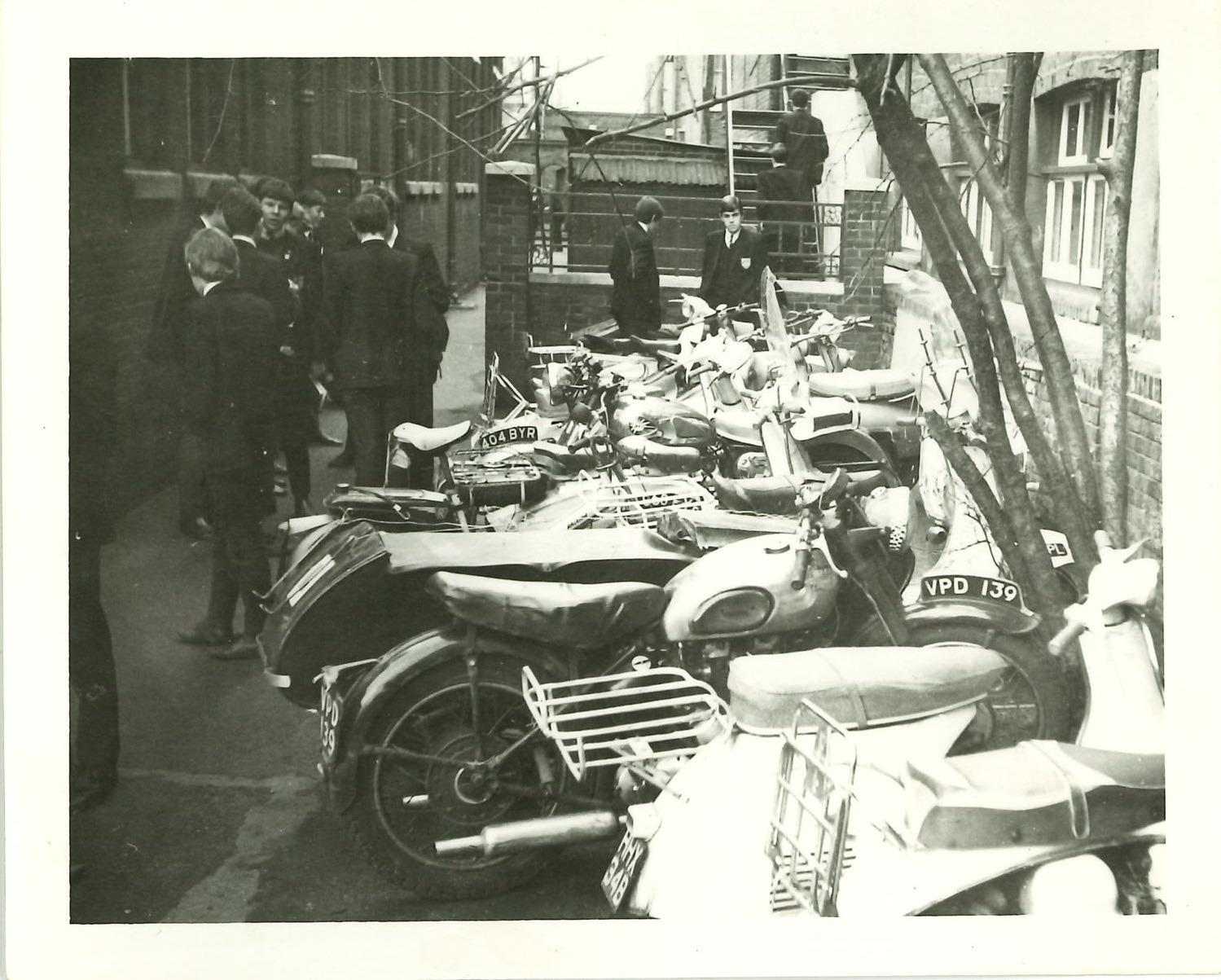 Steve Richards Collection Logo