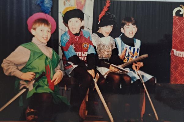 1990s Prep School Logo